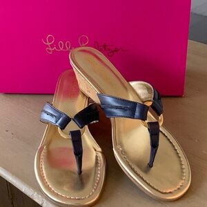 Lilly Pulitzer Women's Gold and Navy Wedge Sandals